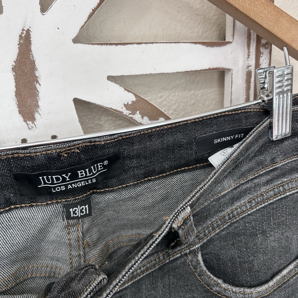 JUDY BLUE size 13/31 CHARCOAL GRAY HIGH RISE SKINNY FIT DENIM JEANS *J192 - Picture 4 of 5
